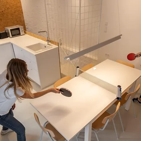 Scandinavian Loft Duplex -50sqm- Near Antonplatz شقة